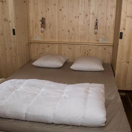 Hotel Camping Le Mouliat Moncrabeau Exterior foto