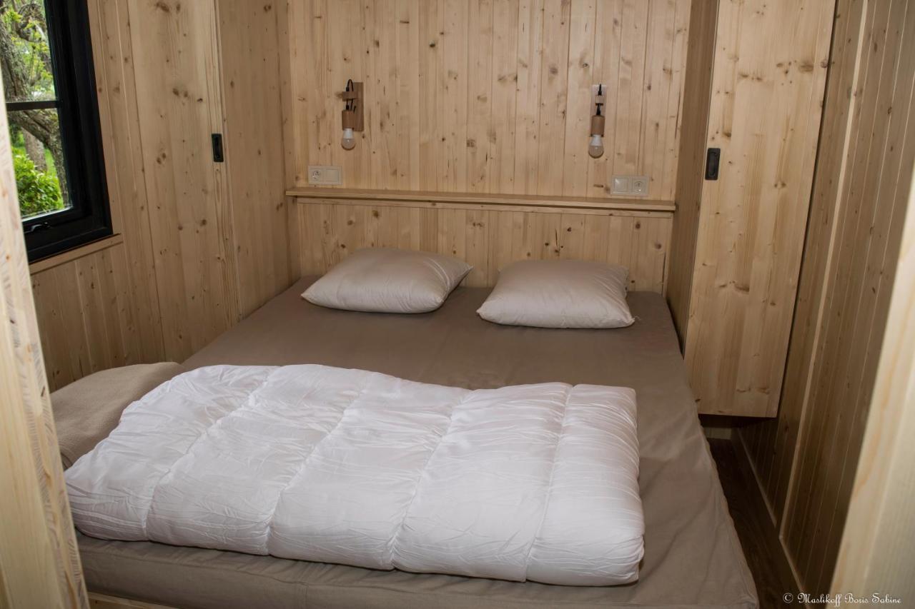 Hotel Camping Le Mouliat Moncrabeau Exterior foto